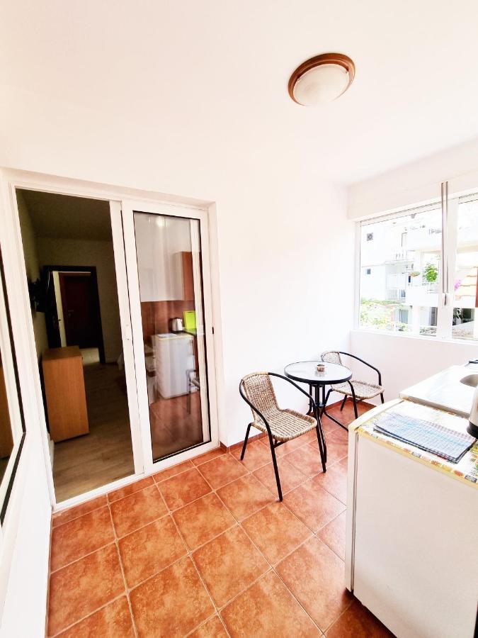 Hortenzija Apartment *