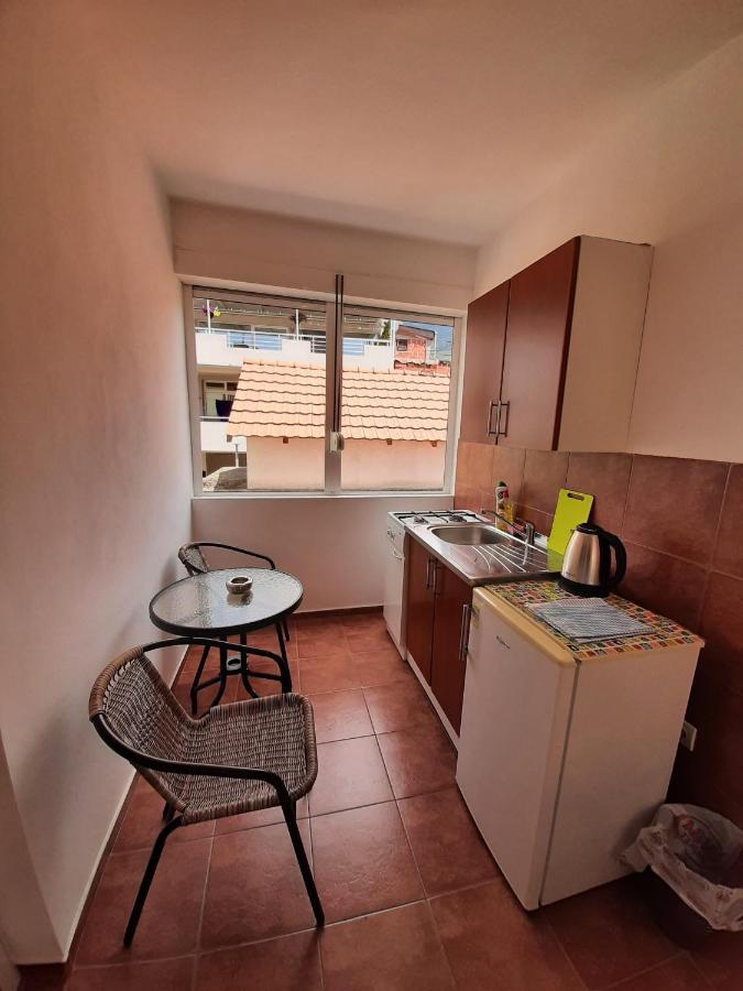 Hortenzija Apartment *