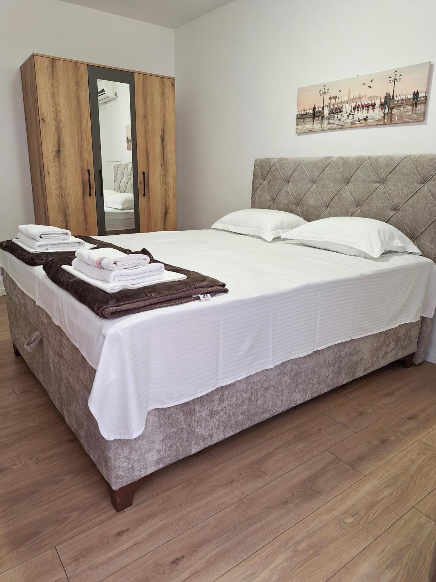 Hortenzija Apartment Budva